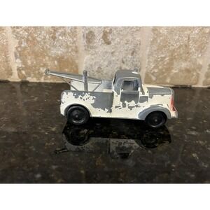 Vintage 1940's TOOTSIETOY Diecast‎ Mack L-Line Wrecker Tow Truck Toy